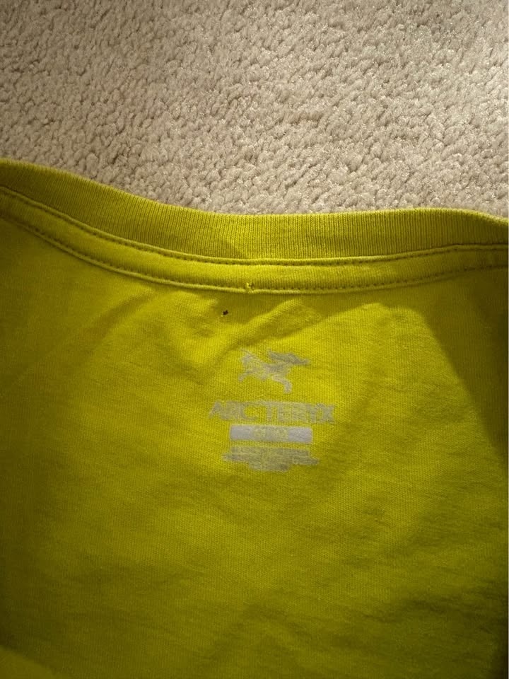 Arc'teryx Shirt - Men's Medium - photo 2