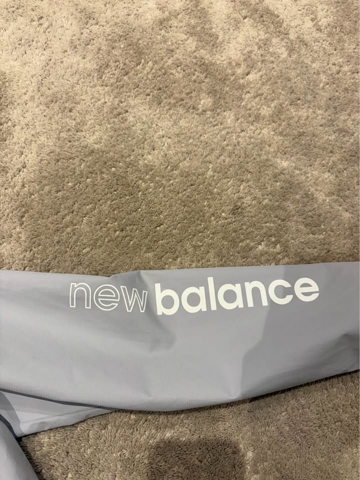 Women's New Balance Light Jacket - photo 2