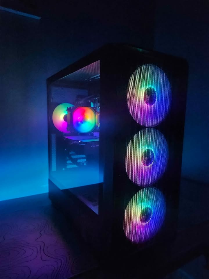 Budget Gaming PC - Plug & Play - Runs All Games! - photo 3