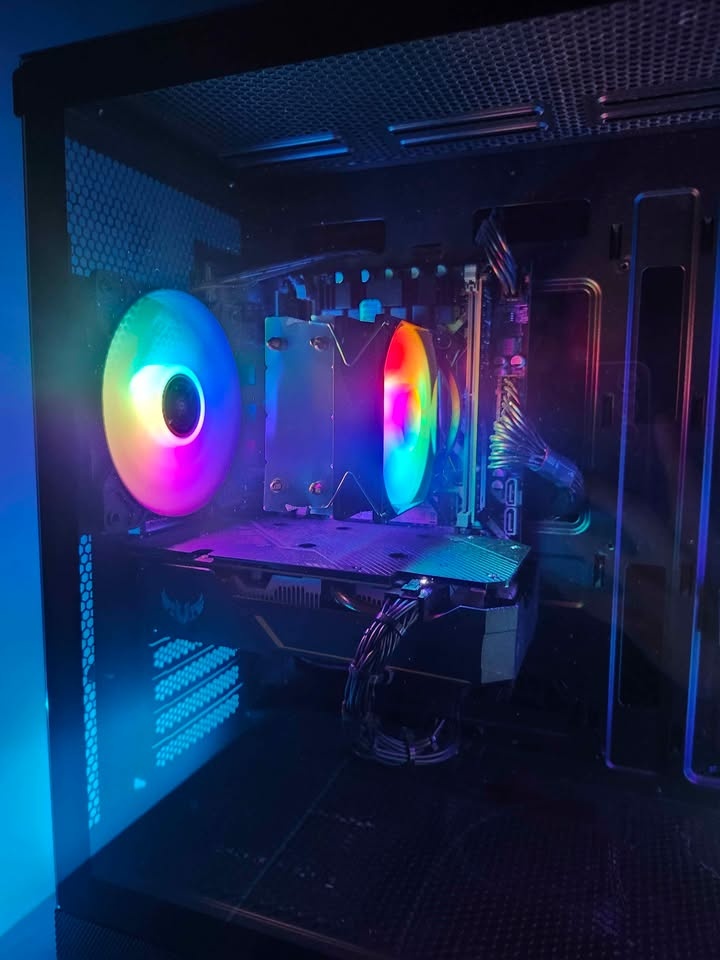Budget Gaming PC - Plug & Play - Runs All Games! - photo 4