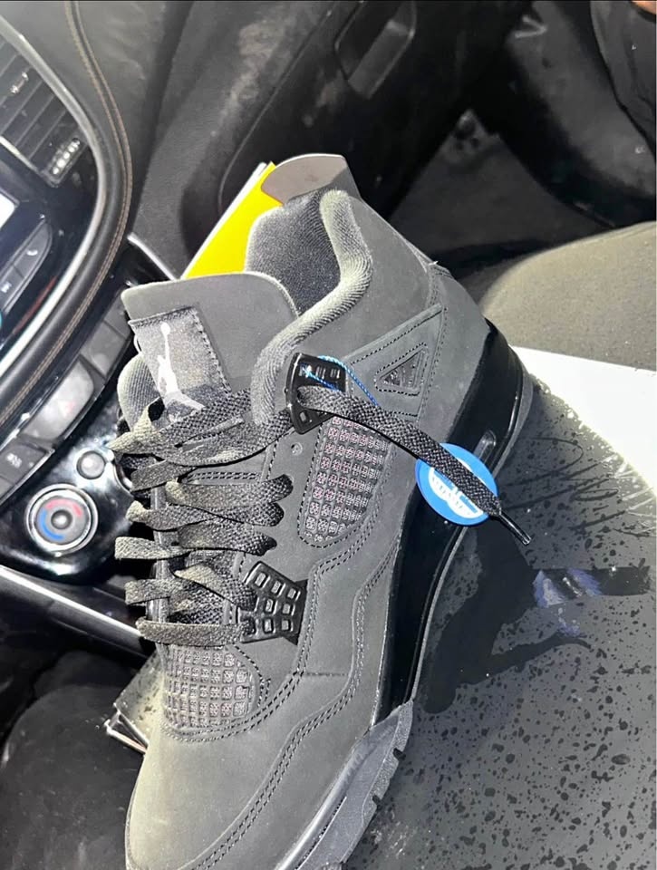 Black Cat 4s 2025 Size 9.5 - photo 3
