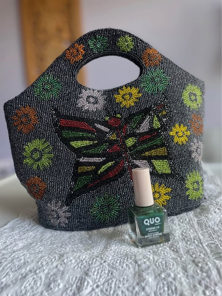 Vintage Beaded Butterfly Handbag - photo 2
