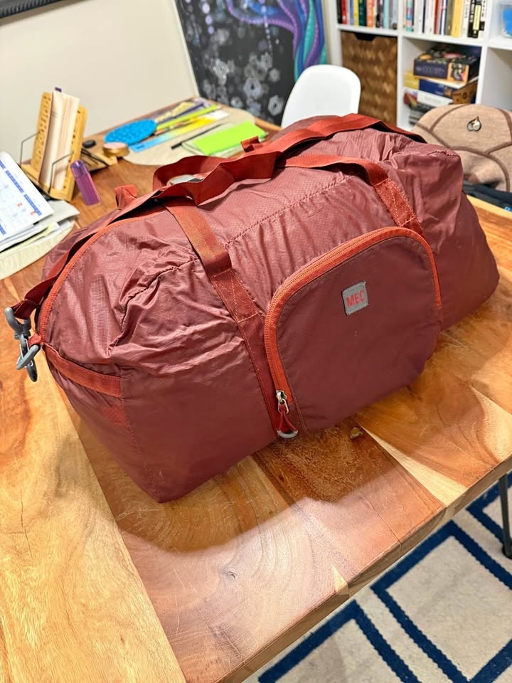 MEC Travel Light Duffle 25L