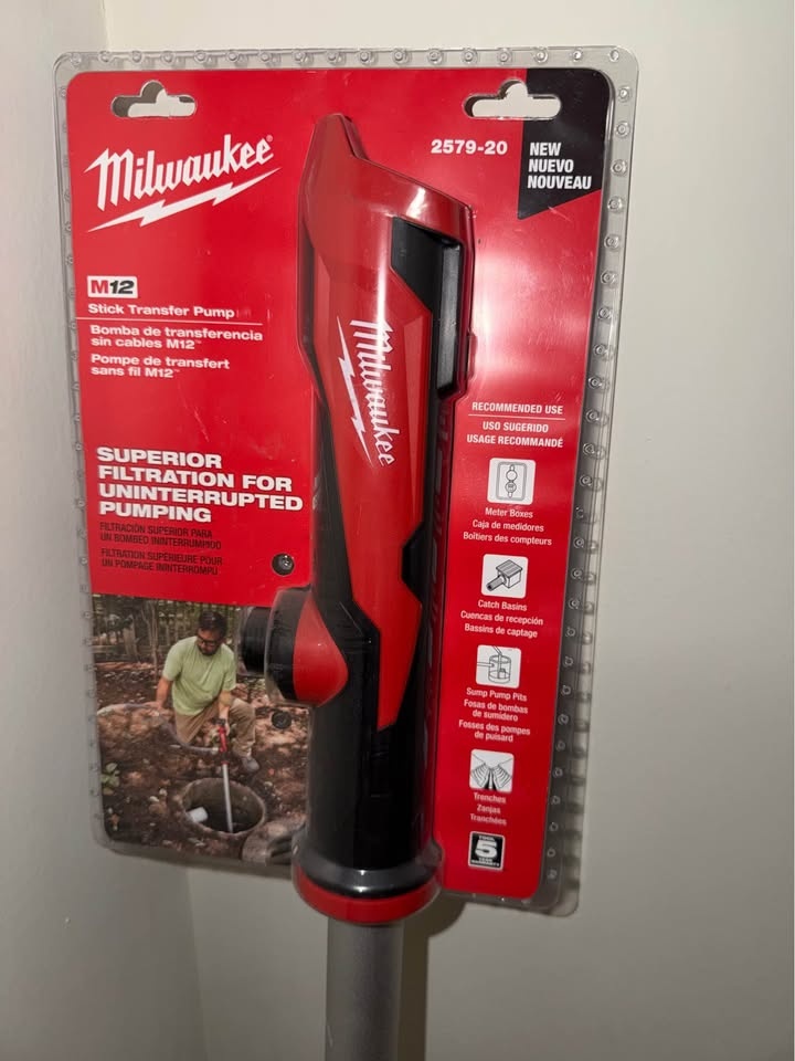 Milwaukee M12 Stick Transfer Pump 2579-20 – NEW