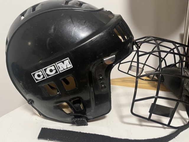 CCM Hockey Helmet – Junior Small - photo 2