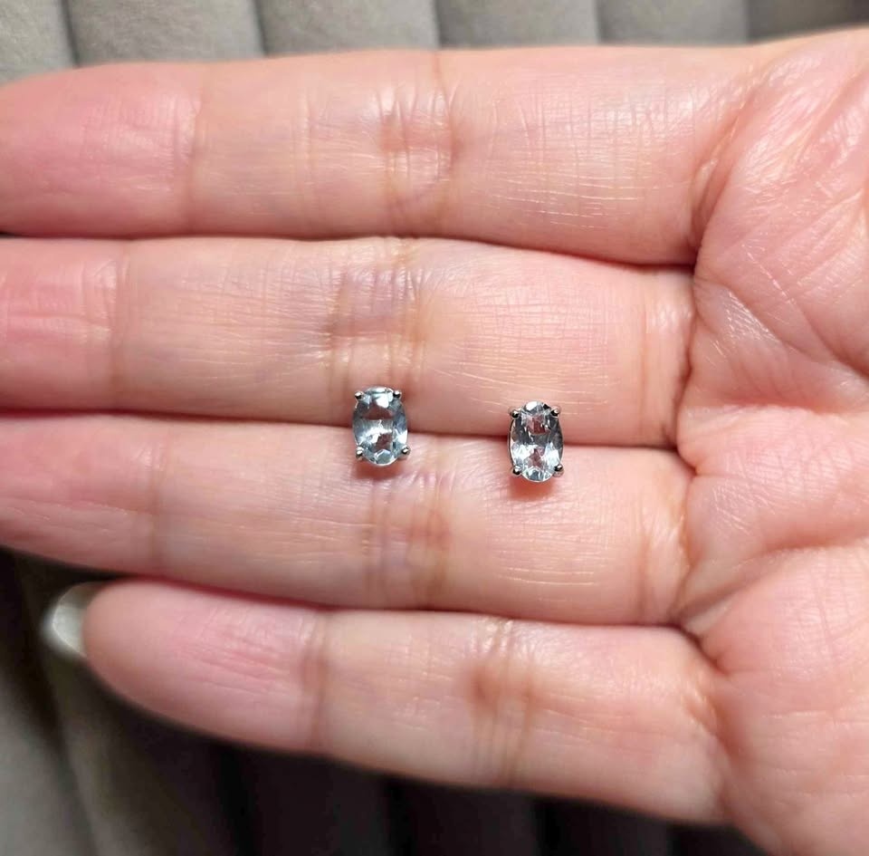 New Aquamarine Sterling Silver Stud Earrings