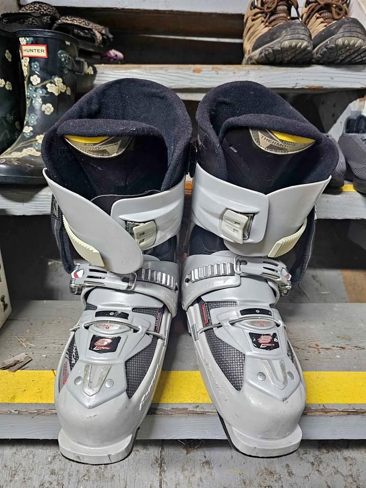 Nordica 26.5 Ski Boots
