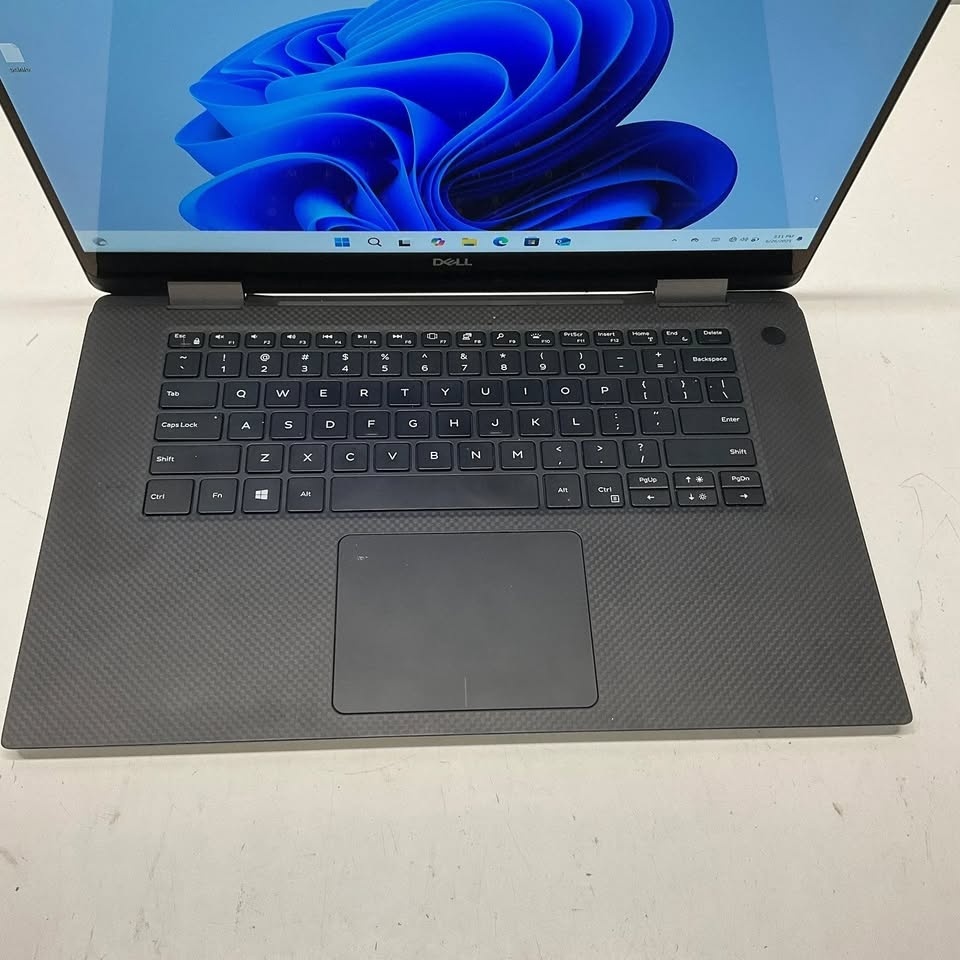 Dell XPS 15 9575 4K Touchscreen i7 Laptop (16GB RAM, 512GB SSD) - photo 2