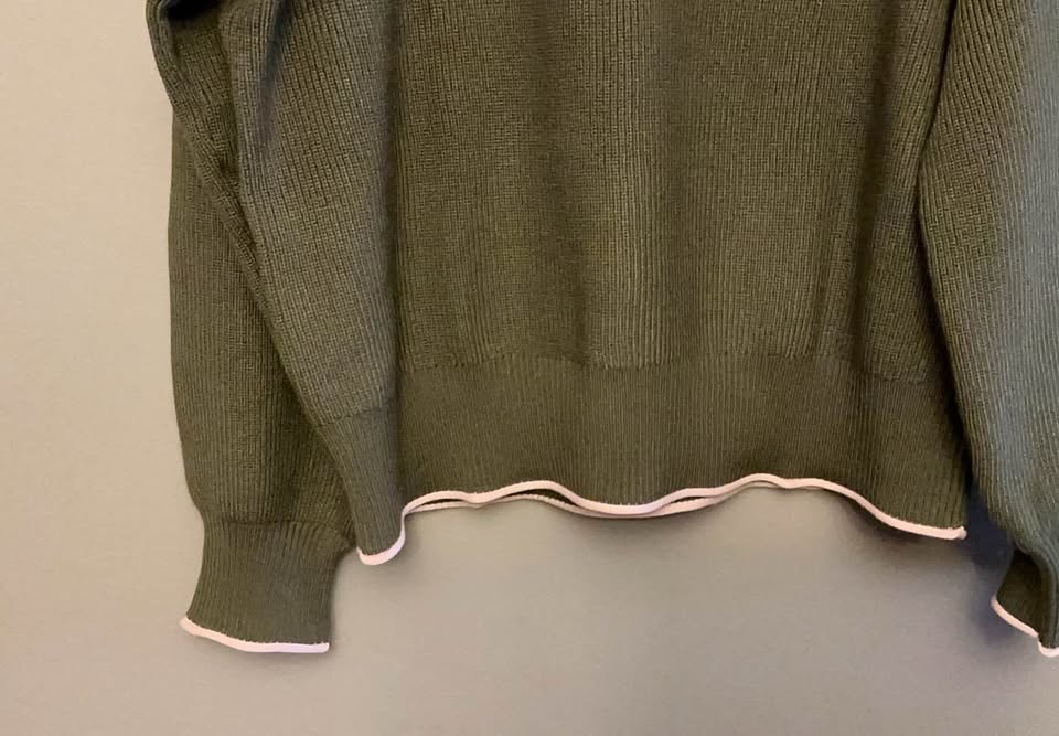 Ladies Medium Sweater - photo 2