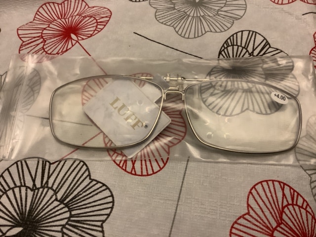 LUFF Reading Glasses Clip-on Magnifier +4.00 - photo 4