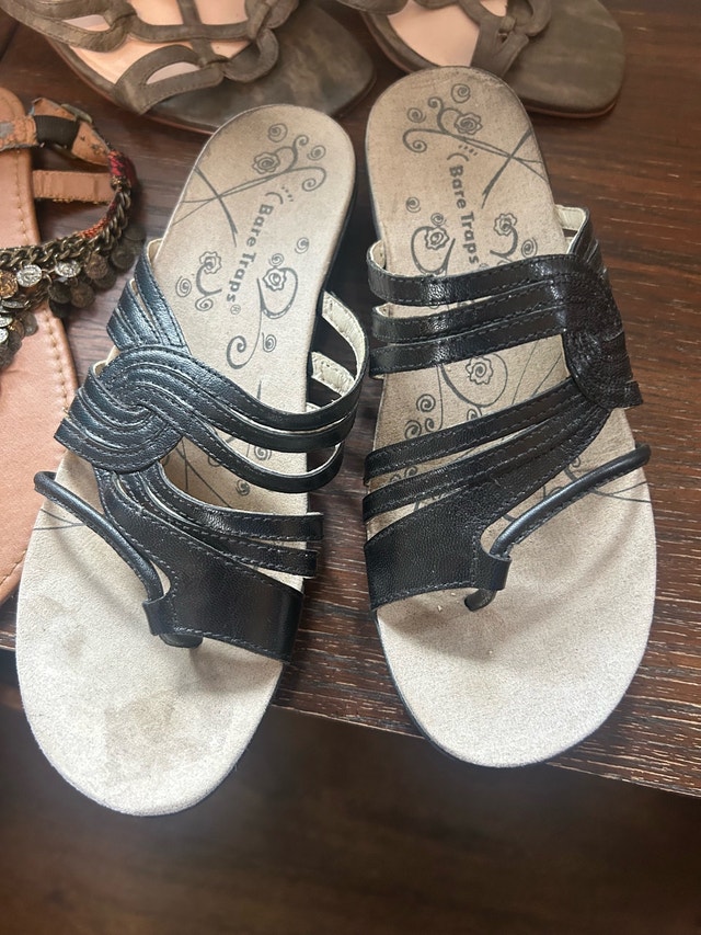 Sandals Bundle Size 9 - Bare Traps, Rampage, Taos, Impo - photo 2