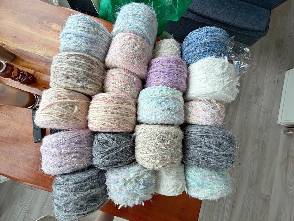 Hand-Mixed Yarn 🧶 Assorted Colors