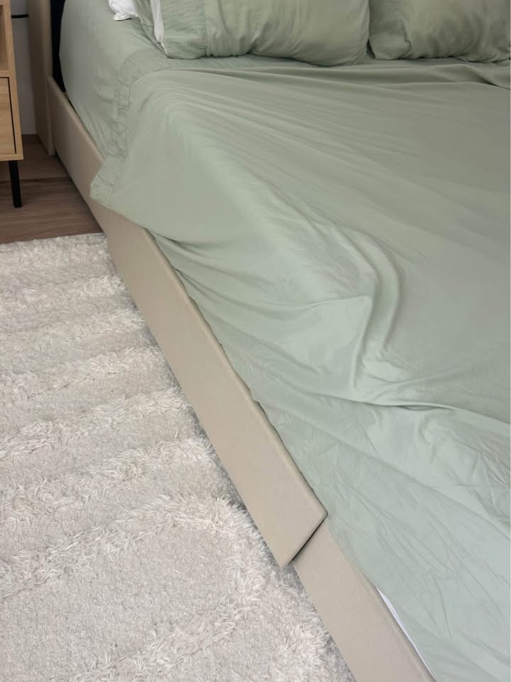 Beige shag area rug - photo 4