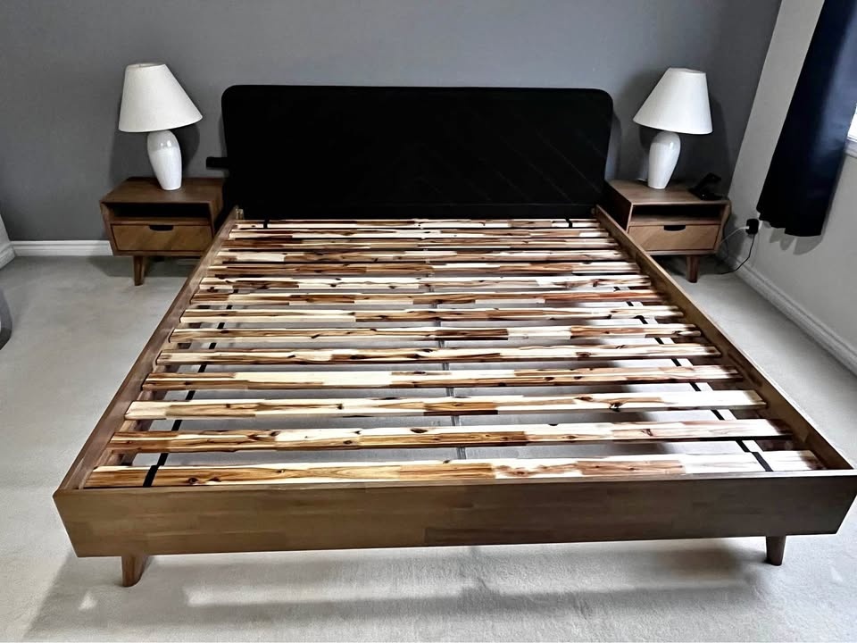 King size bedroom set with side tables