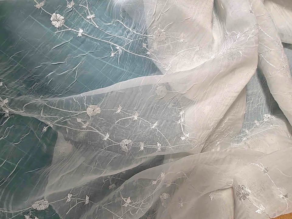 1.7 Meters Wide White Embroidered Crinkle Sheer Fabric