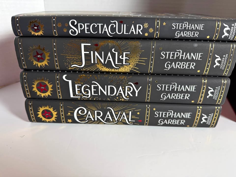 The Return To Caraval Complete Collection Box Set
