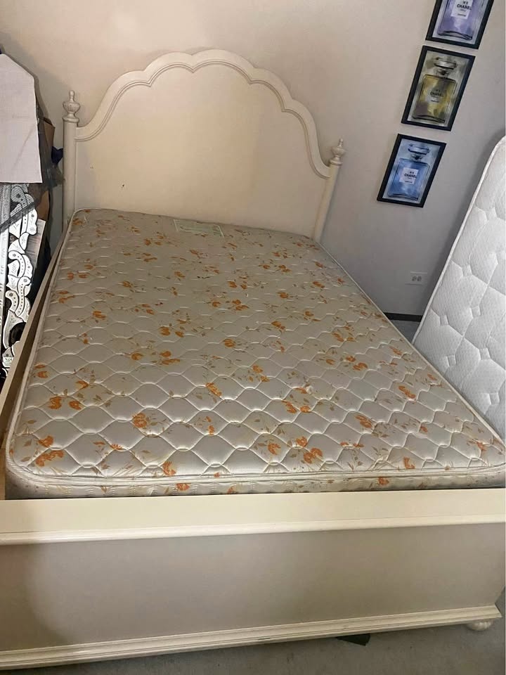 American Standard Full Size Bed Frame with Pull Out Drawer