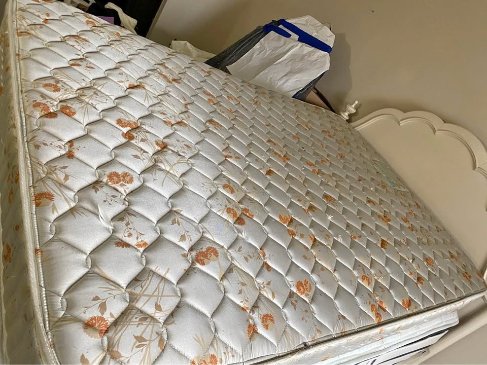 Full Size Innerspring Mattress