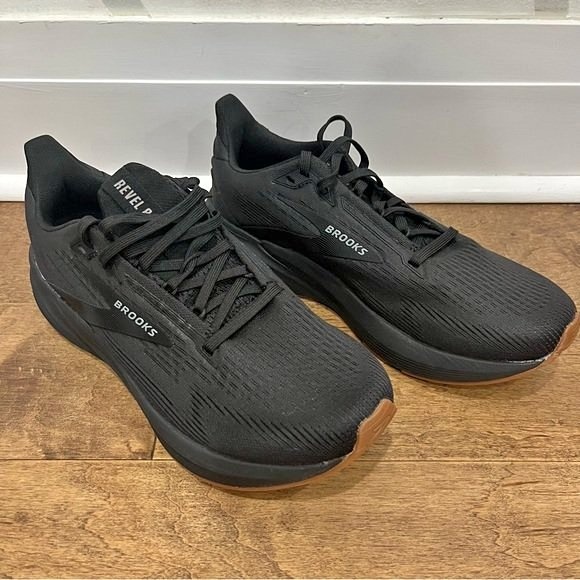 Brooks Women's Revel 8 Running Shoes - Black Sz 9 - NEW