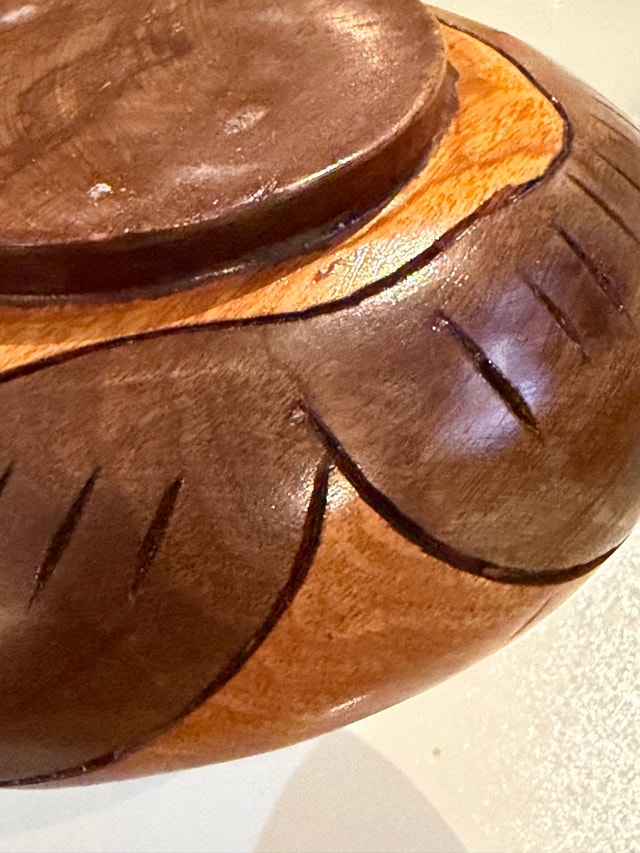 Vintage Wooden Bowls - photo 3