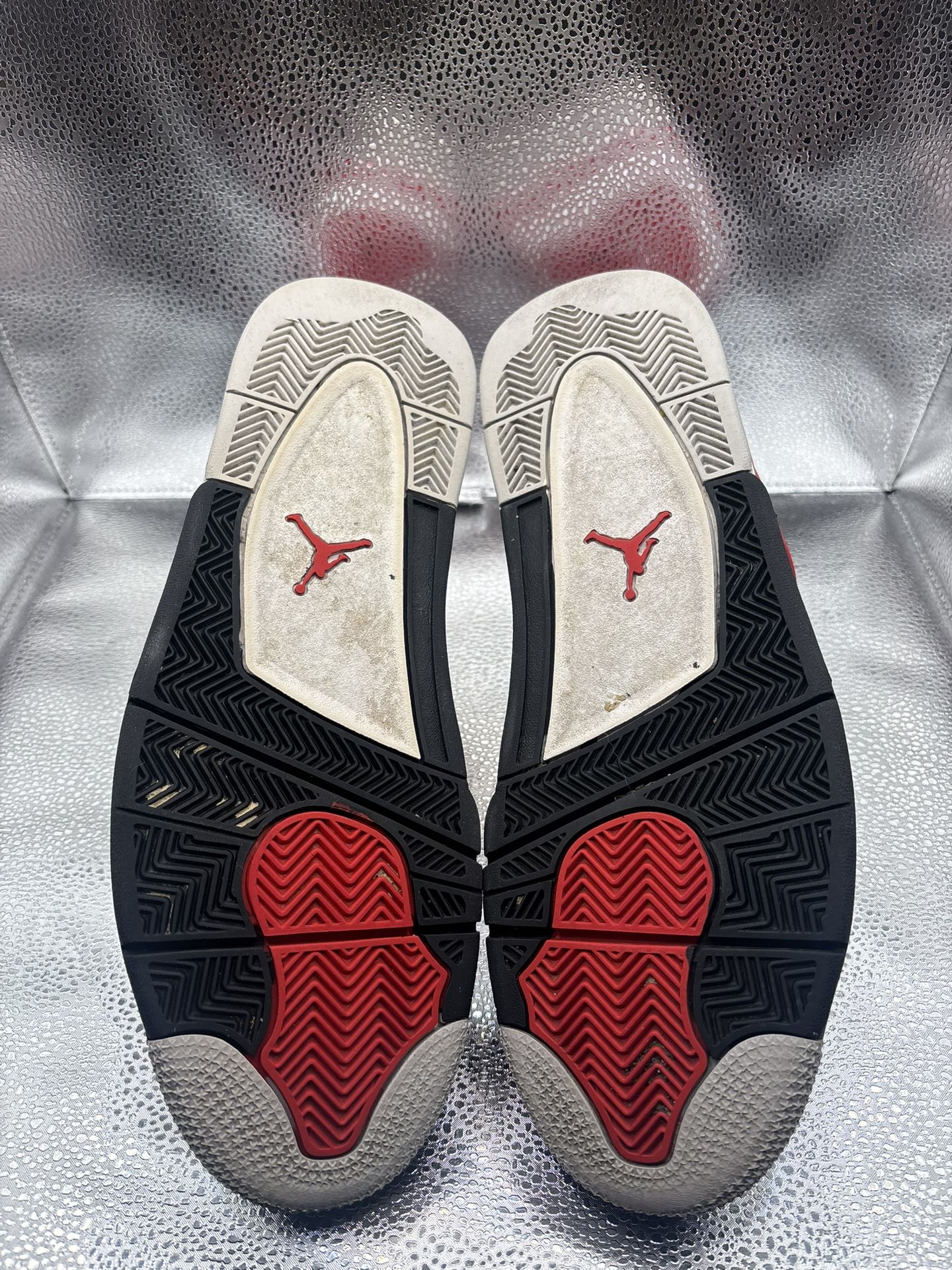 Air Jordan 4 Red Cement - photo 3