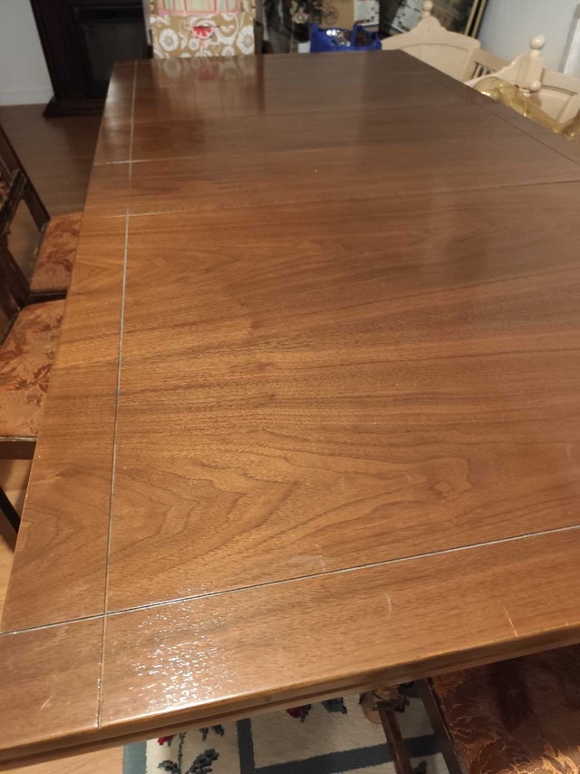 Solid Wood Dining Table with 6 Chairs - photo 2