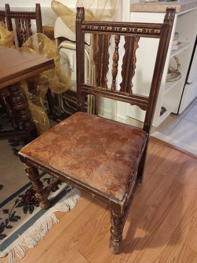 Solid Wood Dining Table with 6 Chairs - photo 3