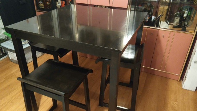 black dining table set with three chairs 35x35x35