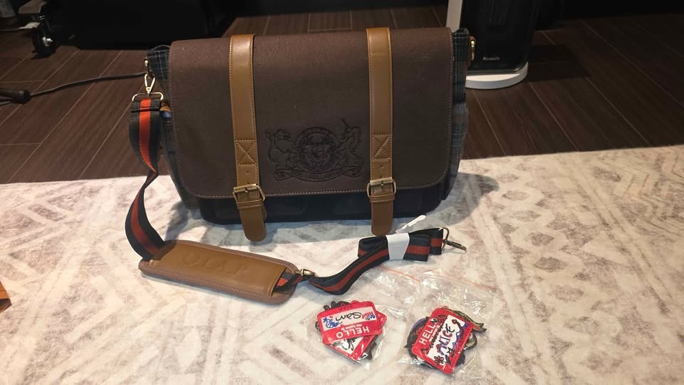 NEW Magnus Messenger Satchel & Protocol Patch - photo 5