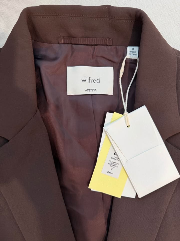 Aritzia Etiquette Blazer Size 8 NWT - photo 3