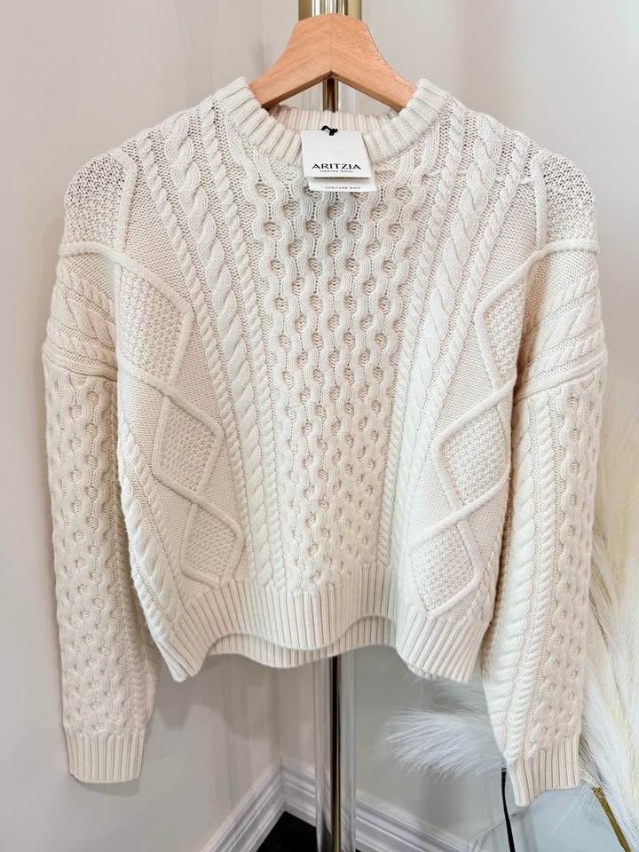 Aritzia Heritage Knit Merino Wool Sweater Size L NWT