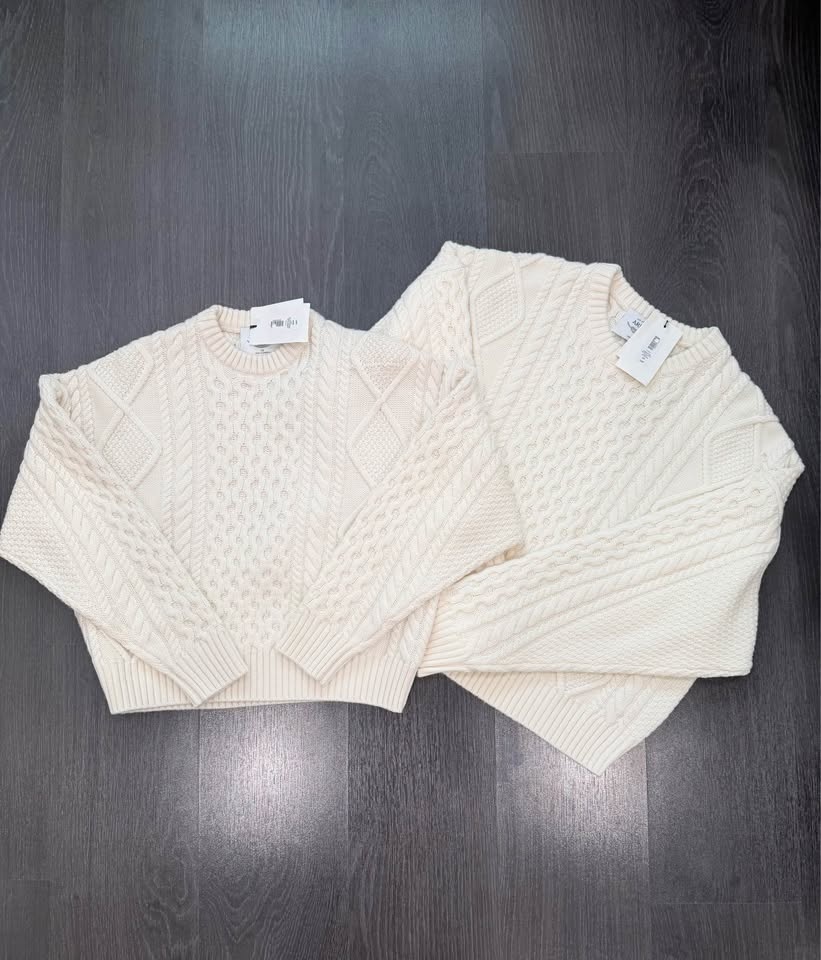 Aritzia Heritage Knit Merino Wool Sweater Size L NWT - photo 2