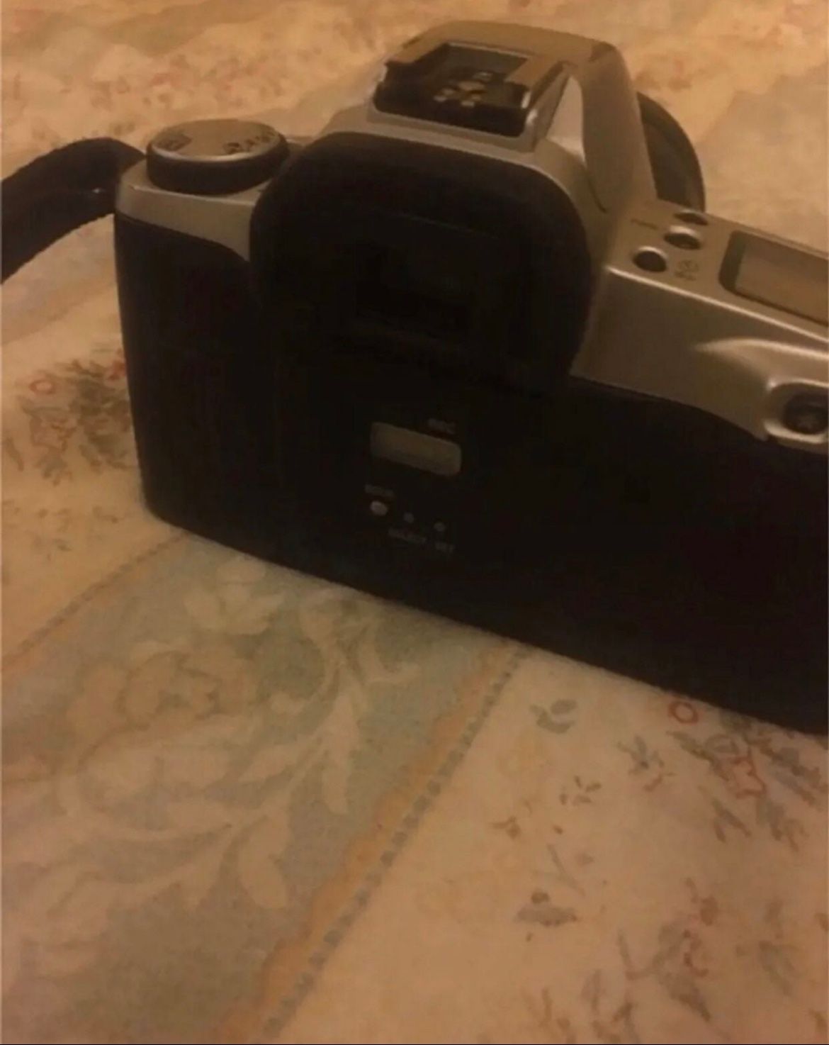 Canon EOS Rebel G Camera - photo 4