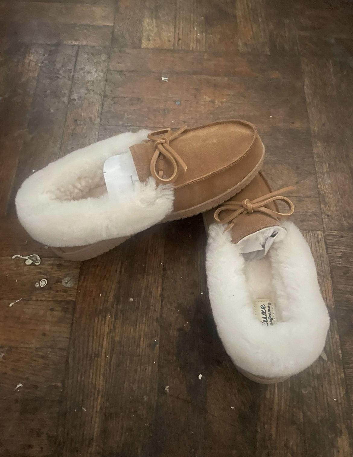 Women's Moccasin Slippers Size 8 - photo 3