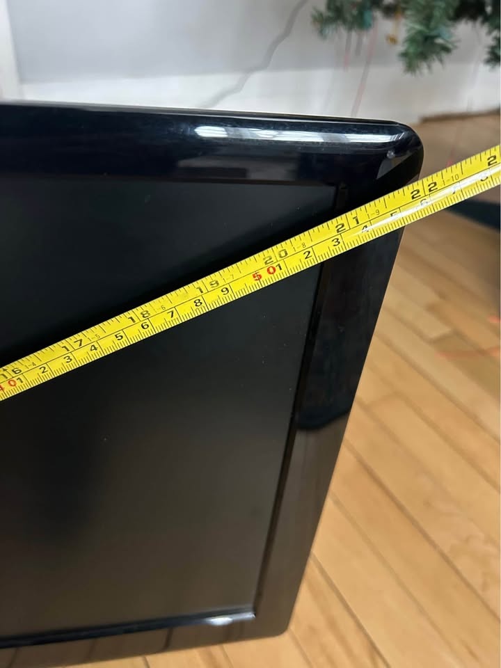 Vizio TV - photo 4