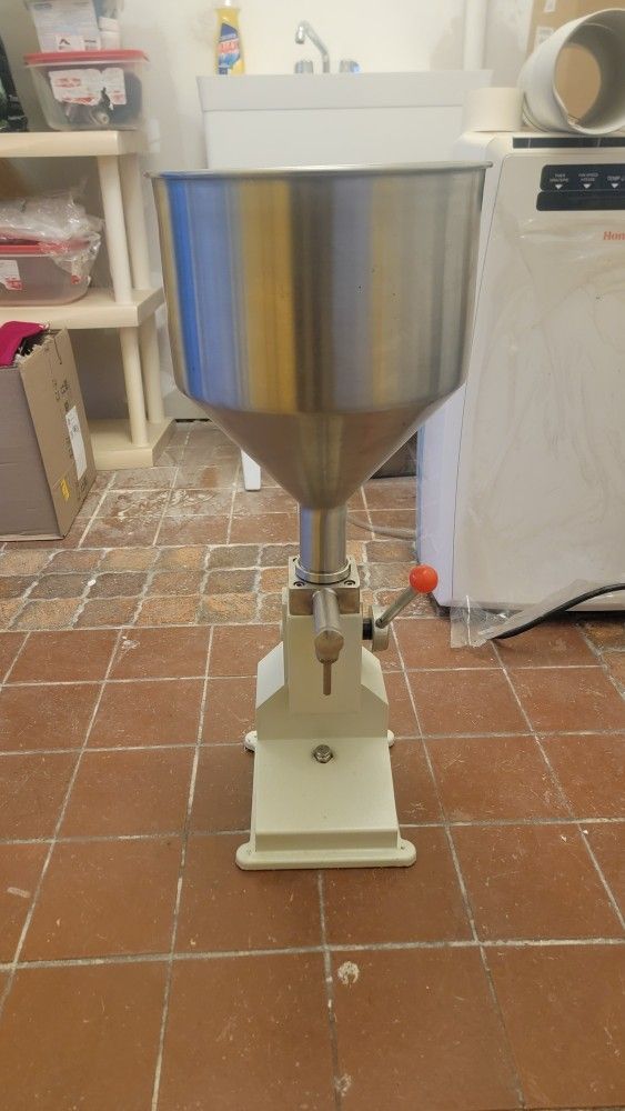 Large Manual Filling Machine