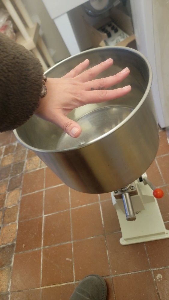 Large Manual Filling Machine - photo 3