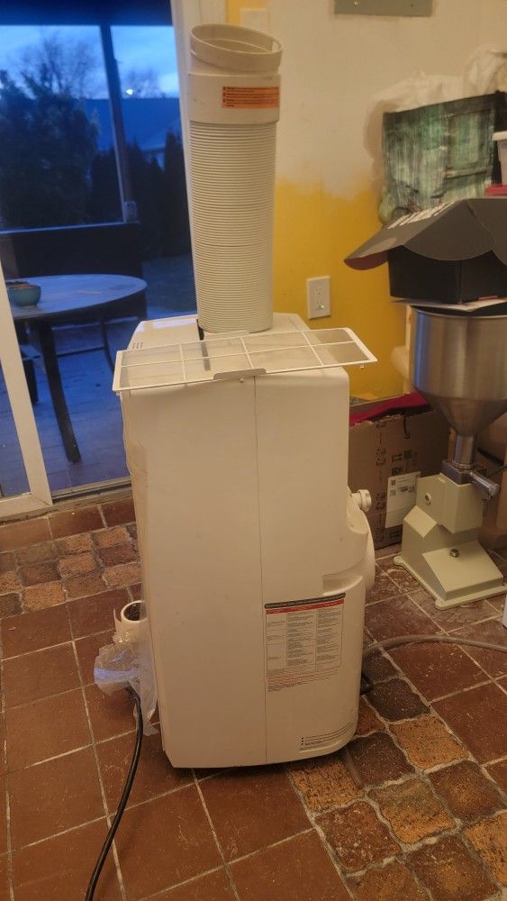 Honeywell Portable Air Conditioner - photo 3