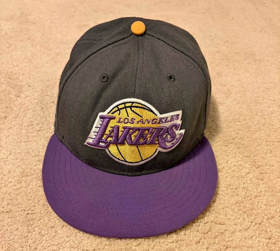 Los Angeles Lakers Snapback Hat – New Era 9FIFTY (Vintage Style)