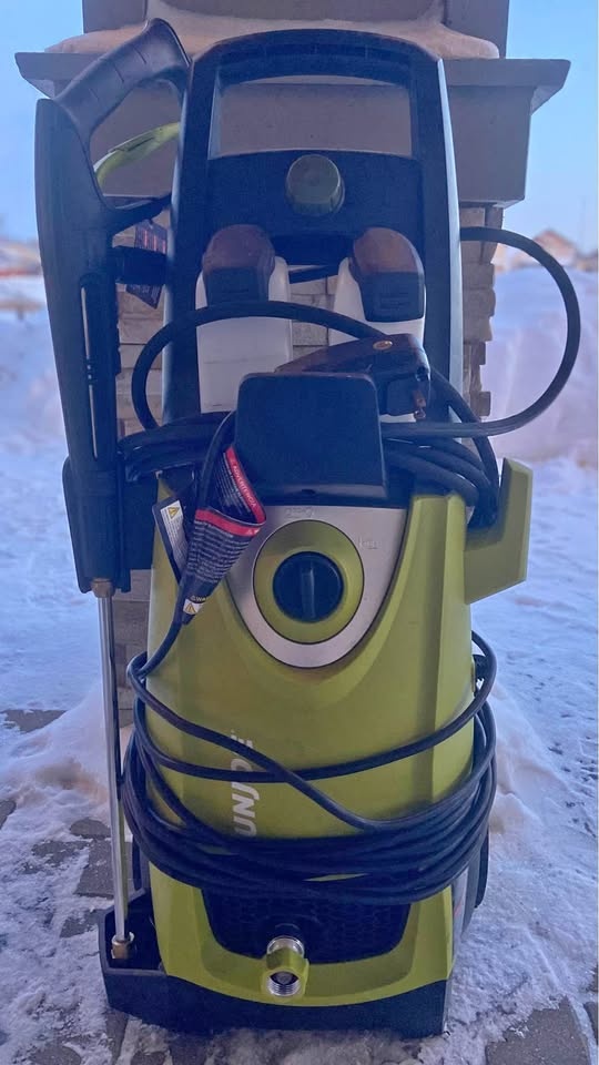 SunJoe Electric Pressure Washer (Light Use)