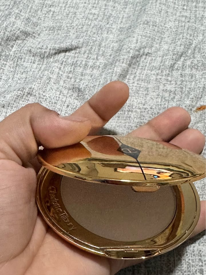 BNIB Charlotte Tilbury flawless finish fair01 - photo 4