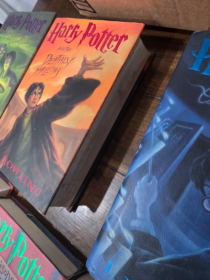 Harry Potter Book and DVD Collection - photo 3