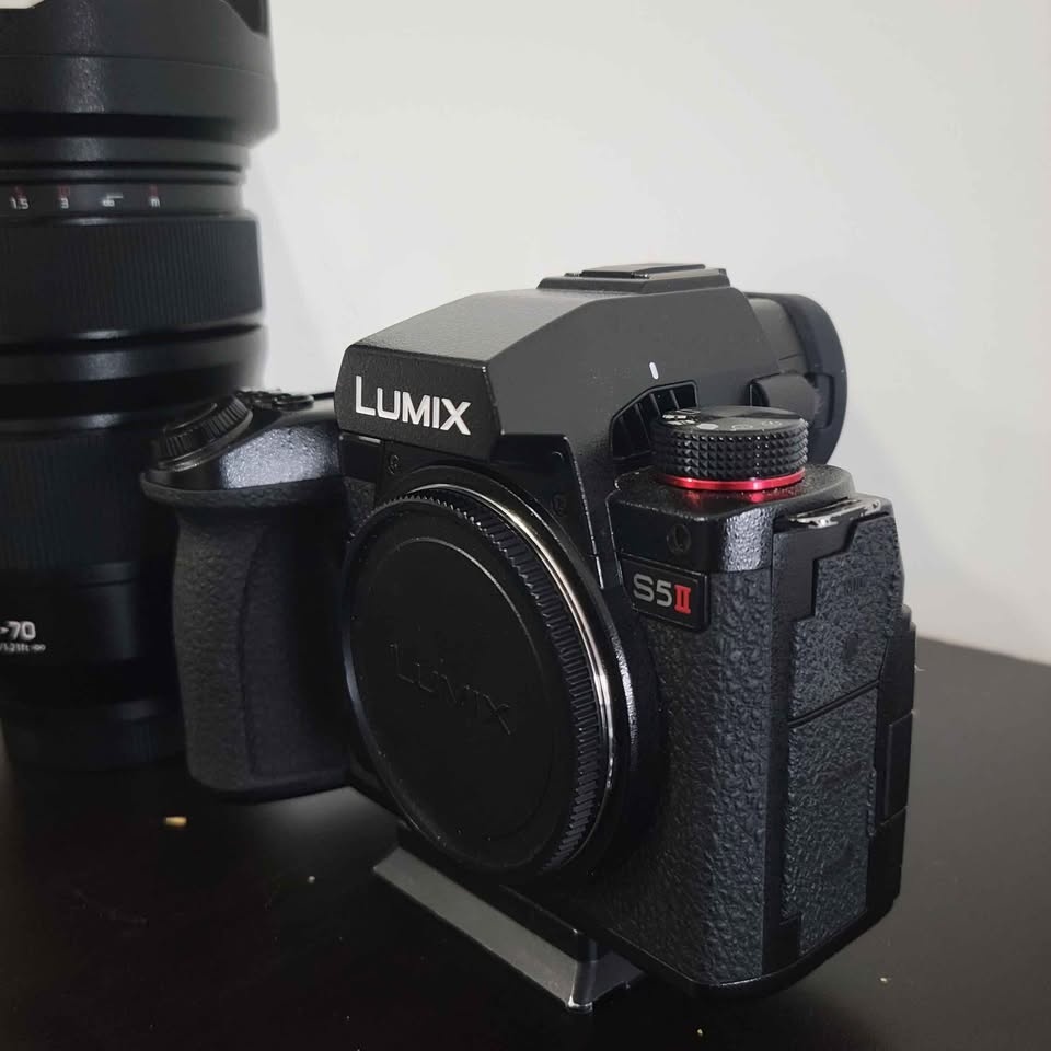 Lumix S5 II Camera w/ Lumix S PRO 24-70mm f/2.8 - photo 5