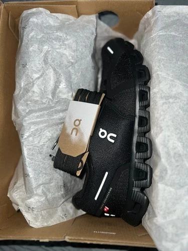 Men's On Cloud 5 Running Shoes - Size 7.5 - Black