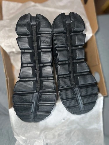 Men's On Cloud 5 Running Shoes - Size 7.5 - Black - photo 4