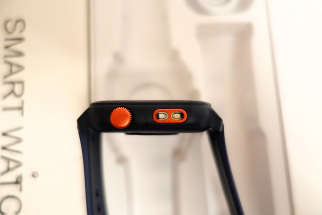 HT23 Smartwatch with UV Light, HR & SpO2 Monitor - photo 3