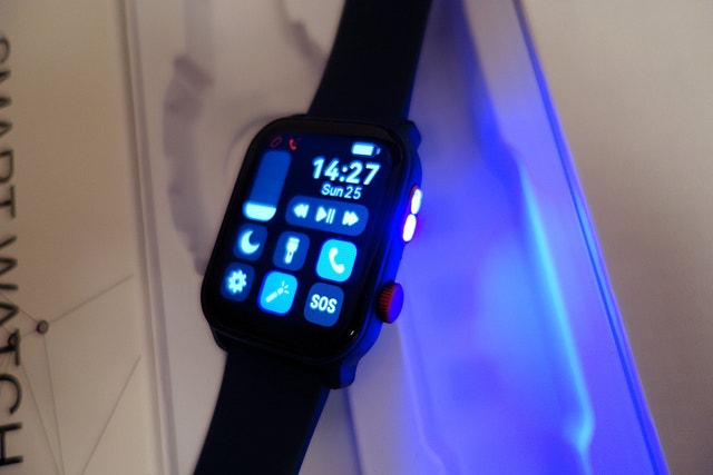 HT23 Smartwatch with UV Light, HR & SpO2 Monitor - photo 5