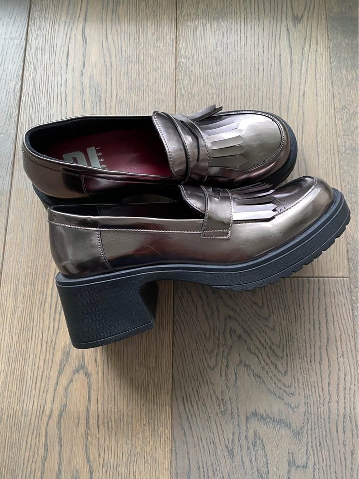 Silver Color Loafers - photo 3