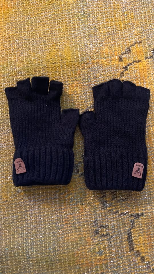 Thick fingerless gloves - photo 2