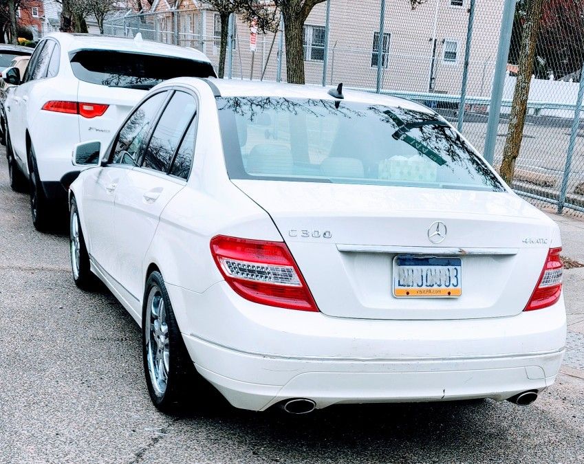 2010 Mercedes-Benz C-Class - photo 4